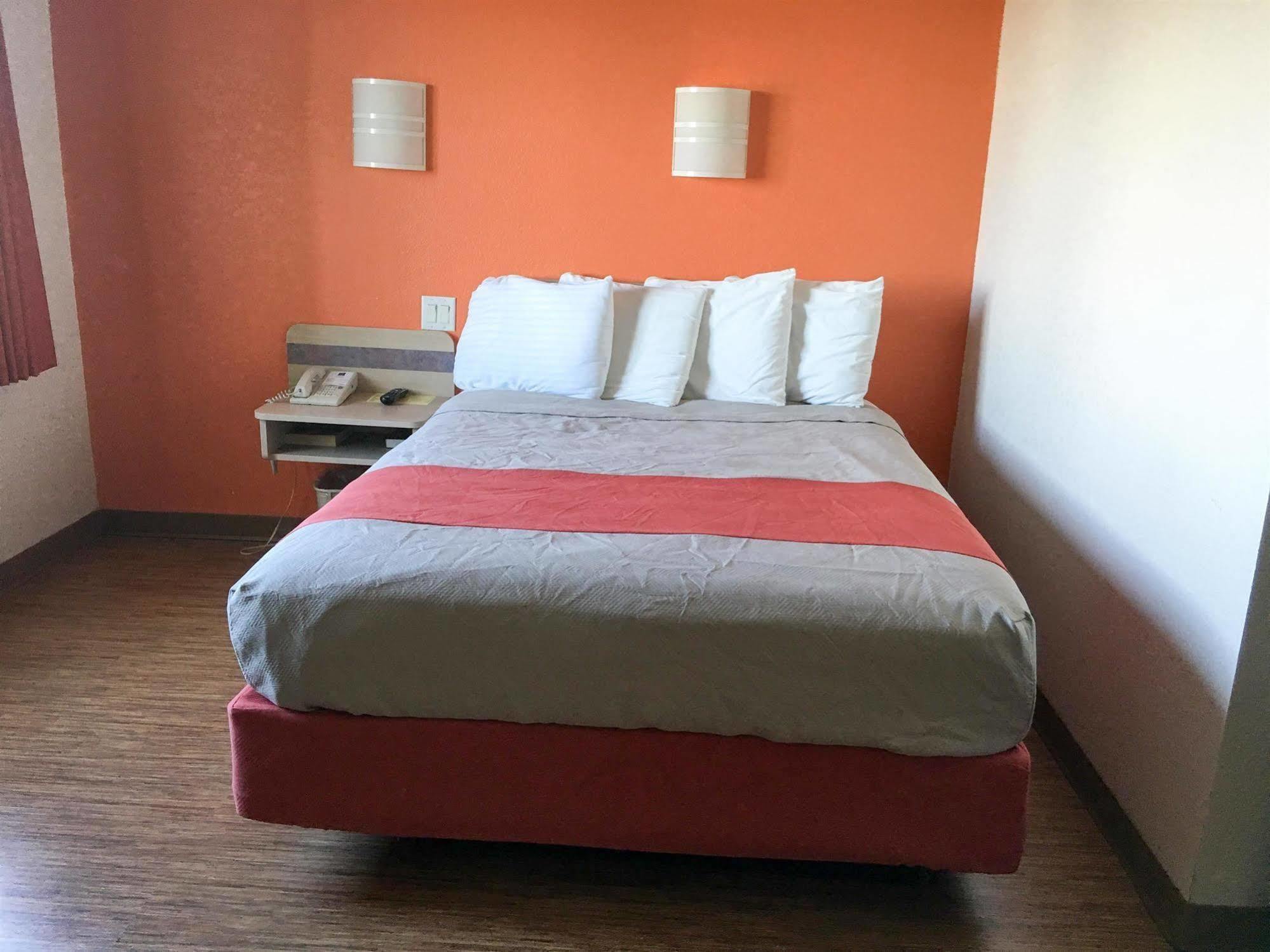 Motel 6-Minonk, Il Dış mekan fotoğraf